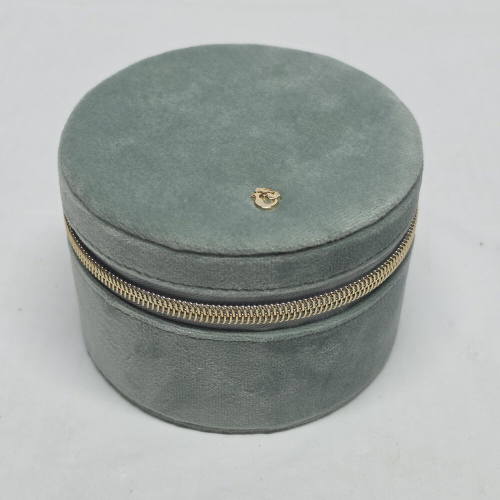 NWOT Spartina 449 Round Jewelry Travel Case Dusty Blue Velvet Organizer Box